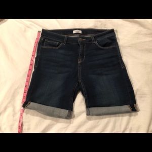 Kenzie Jeans cuffed Shorts